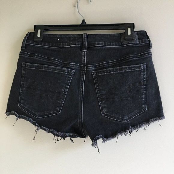 American Eagle Shortie‎ Shorts Black Embroidered Floral Denim Jeans Women - Picture 3 of 6
